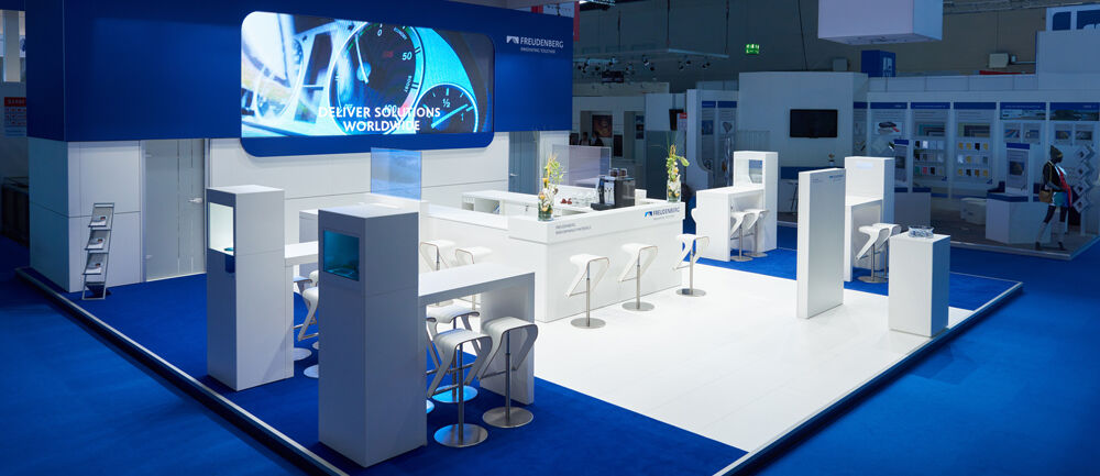 Messestand Freudenberg Performance Materials, Messe Techtextil, Frankfurt, Messebau ISINGERMERZ, Messedesign