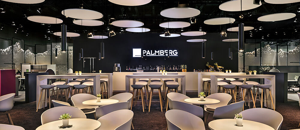 Messestand Palmberg, Messe Orgatec, Köln, Messebau ISINGERMERZ, Agentur Voss+Fischer, Büromöbelhersteller, Handwerk, Kaffeebecher, Messestandkonzept