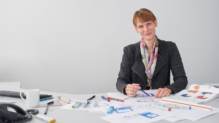 Fallstudie, Messebau, Messebaupartner, ISINGERMERZ, Standdesign, Messestand, Jet, Messe, HanseMerkur, Messestandkonzept, Beratung, Kreation, Full-Service, Designerin