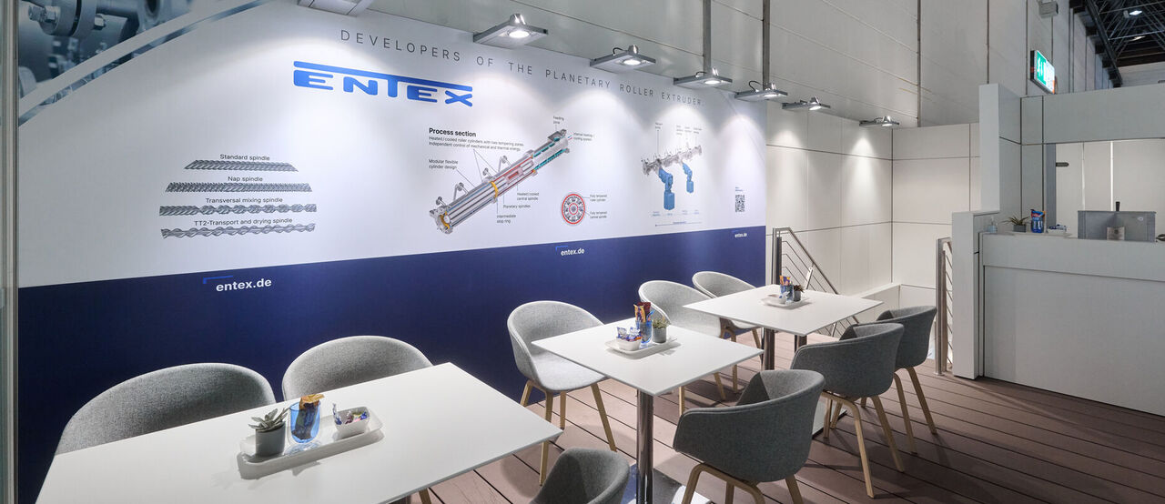 [Translate to English:] Messestand Entex, Messe K, Düsseldorf, Messebau ISINGERMERZ