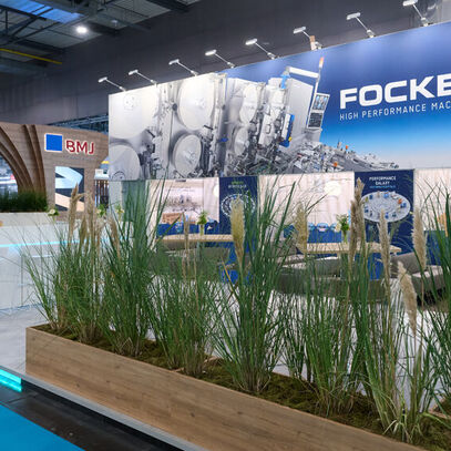 Trade fair design, greenery, LED tower, trade fair concept Dortmund, ISINGERMERZ