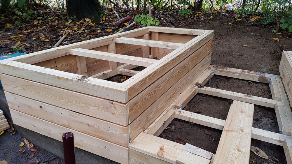 Stadtentwicklungsgesellschaft Wiesbaden, Gräselberg, Sitzlandschaft, Jugendtreff, Wörther-See-Straße, Schreinerei, Werkstatt, Isingermerz, Wiesbaden