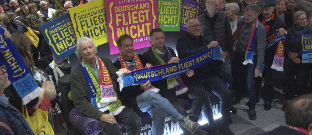 Aktion Deutschland fliegt nicht, gemeinsam nix tun, Sofa, Digifant, Werbetechnik