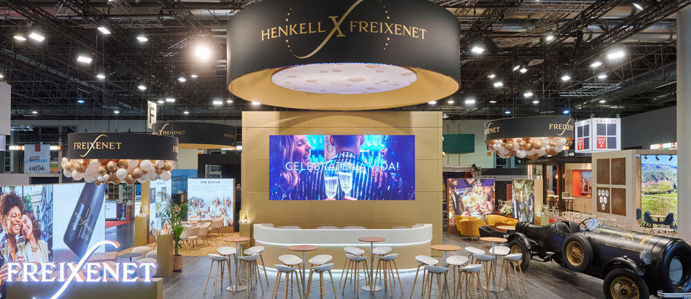 Feierlicher Messestand, Goldene Theke