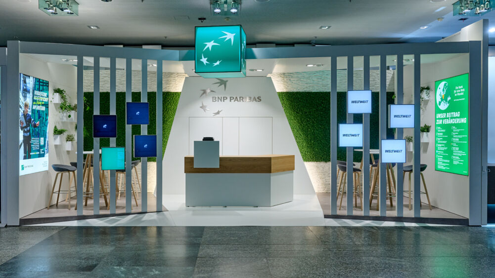 10 years of BNP Paribas – Newly designed exhibition stand - Isinger ...
