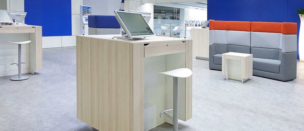 Messestand Axa, Messe DKM, Messebau Isingermerz, Messestandkonzept