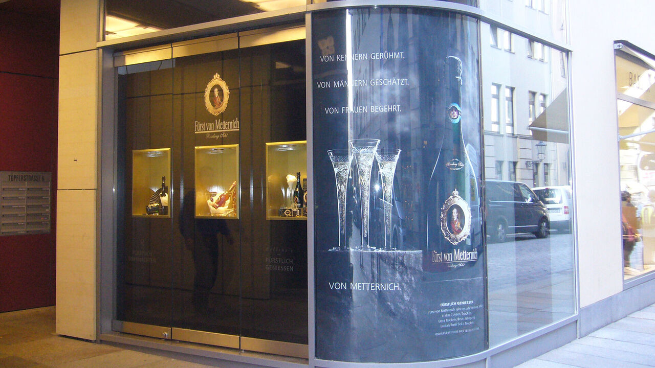 Quartier Fürstenzug Dresden, Fürst von Metternich Schaufenster