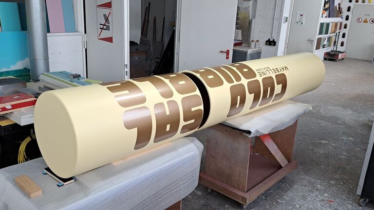 manufacturing, oversized model, XXL model, workshop, manufacturing partner