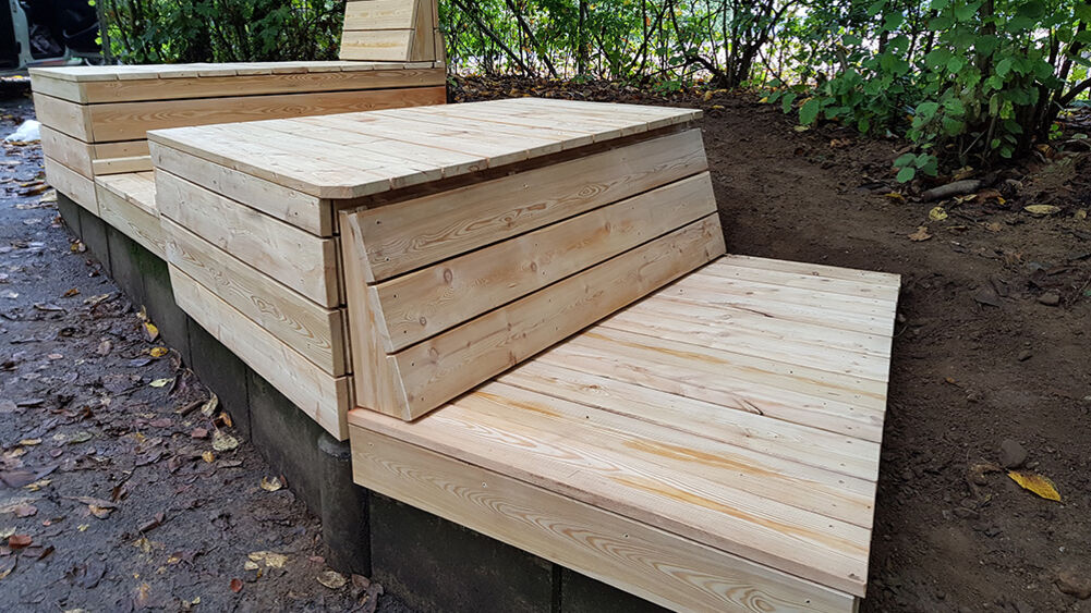 Stadtentwicklungsgesellschaft Wiesbaden, Gräselberg, Sitzlandschaft, Jugendtreff, Wörther-See-Straße, Schreinerei, Werkstatt, Isingermerz, Wiesbaden