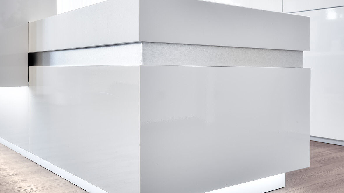 Erdgas Südwest, Thekenbau, Empfangstheke, Isingermerz, Werkstatt, Schreinerei, Empfangsbereich